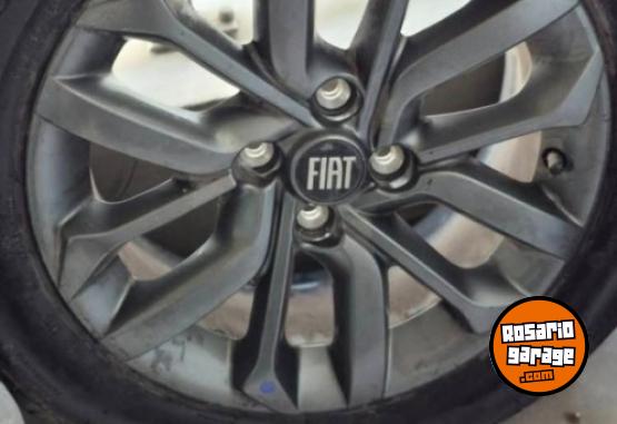 Accesorios para Autos - Llanta y cubierta vulcanizada Fiat Cronos - En Venta