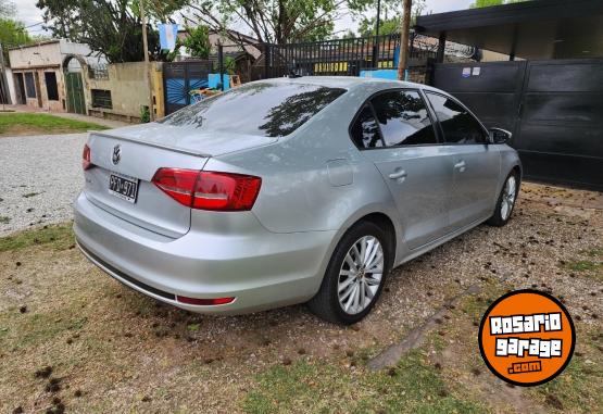 Autos - Volkswagen Vento 2015 GNC 83750Km - En Venta