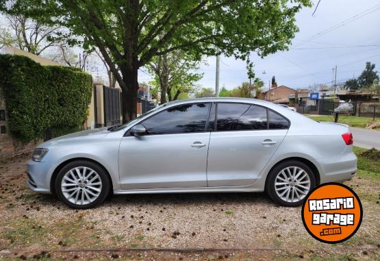 Autos - Volkswagen Vento 2015 GNC 83750Km - En Venta