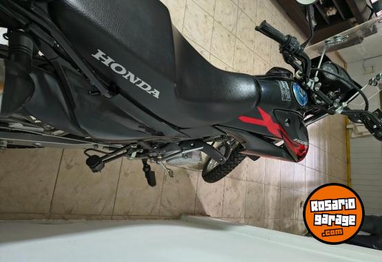 Motos - Honda XR 150 2022 Nafta 12000Km - En Venta