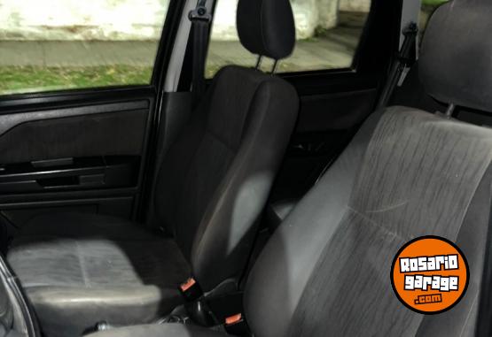Camionetas - Ford Ecosport 2009 GNC 281000Km - En Venta