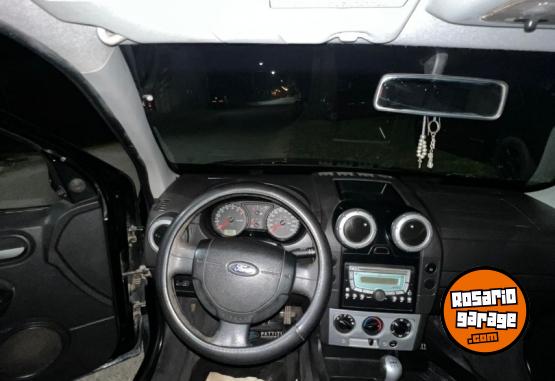 Camionetas - Ford Ecosport 2009 GNC 281000Km - En Venta