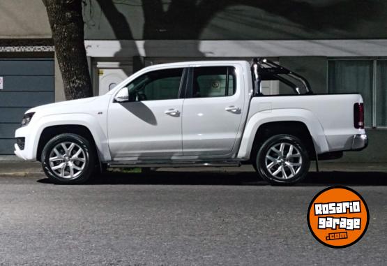 Camionetas - Volkswagen Amarok V6 highline 2023 Diesel 7845Km - En Venta