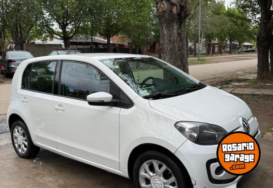 Autos - Volkswagen High up 2016 Nafta 160000Km - En Venta