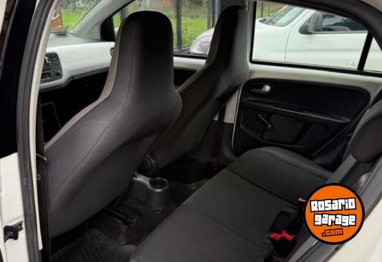 Autos - Volkswagen High up 2016 Nafta 160000Km - En Venta