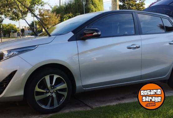 Autos - Toyota Yaris S cvt 2021 Nafta 69000Km - En Venta