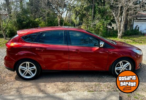 Autos - Ford Focus SE PLUS 2017 Nafta 95000Km - En Venta