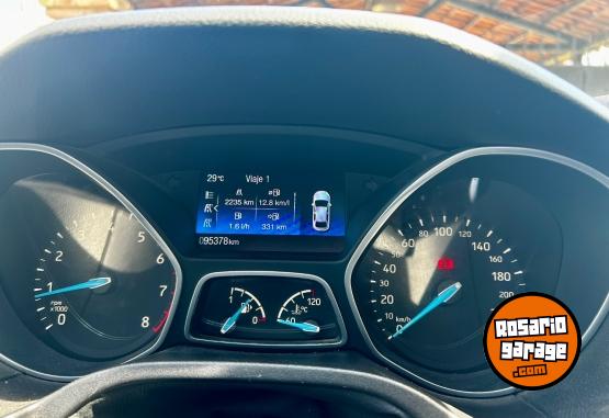 Autos - Ford Focus SE PLUS 2017 Nafta 95000Km - En Venta