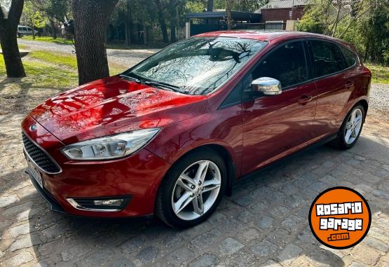 Autos - Ford Focus SE PLUS 2017 Nafta 95000Km - En Venta