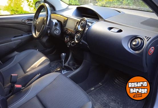 Autos - Toyota Etios XLS AT 2016 Nafta 84000Km - En Venta