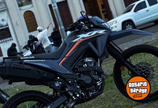 Motos - Honda Xr300 2026 Nafta 6000Km - En Venta