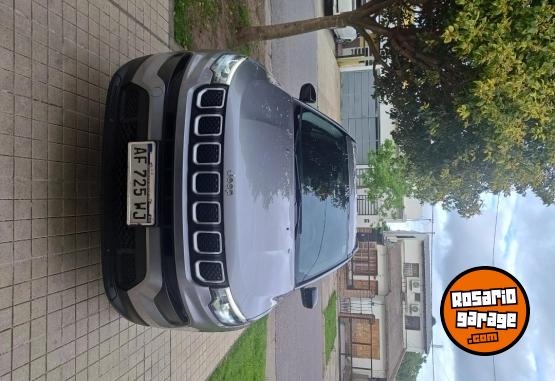 Camionetas - Jeep Compass sport T 270 2023 Nafta 47500Km - En Venta