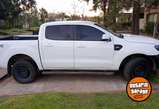 Camionetas - Ford Ranger XL 4X4 2.2 2018 Diesel 189000Km - En Venta