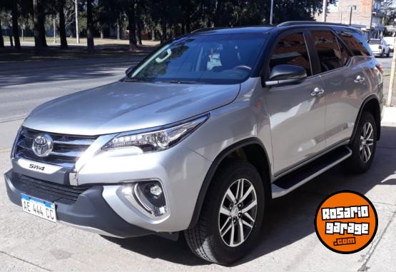 Camionetas - Toyota SW4 2020 Nafta 85000Km - En Venta