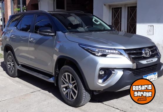 Camionetas - Toyota SW4 2020 Nafta 85000Km - En Venta