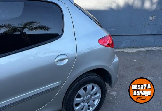 Autos - Peugeot 207 compact 2013 Nafta 126000Km - En Venta