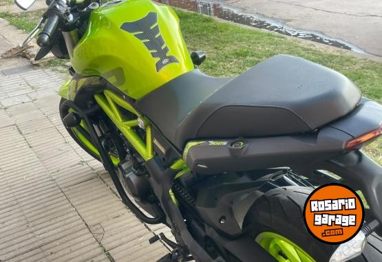 Motos - Benelli Tnt 2022 Nafta 15000Km - En Venta