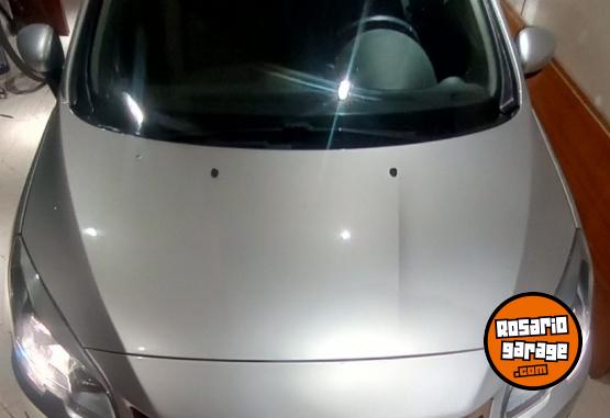 Autos - Peugeot 308 Allure 2019 Diesel 58000Km - En Venta