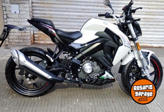 Motos - Benelli 180 s 2022 Nafta 15500Km - En Venta