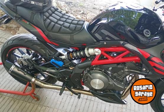 Motos - Benelli 302 2023 Nafta 12000Km - En Venta