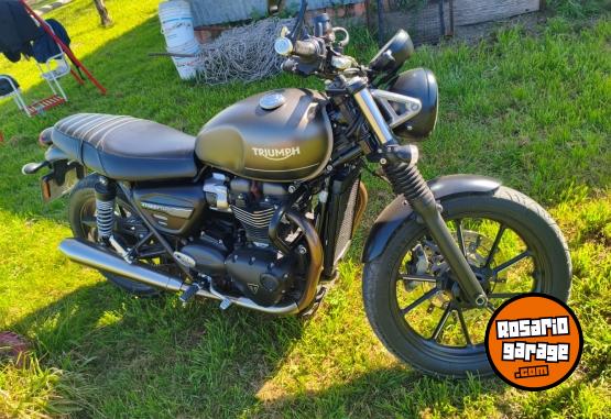 Motos - Triumph Srteet Twin 900 2022 Nafta 40000Km - En Venta