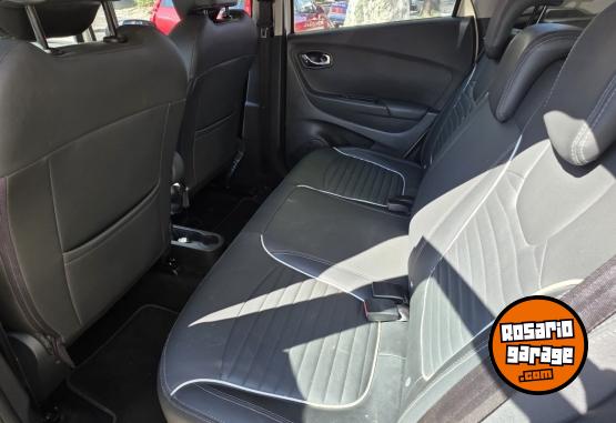 Autos - Renault Captur 2017 Nafta 80000Km - En Venta