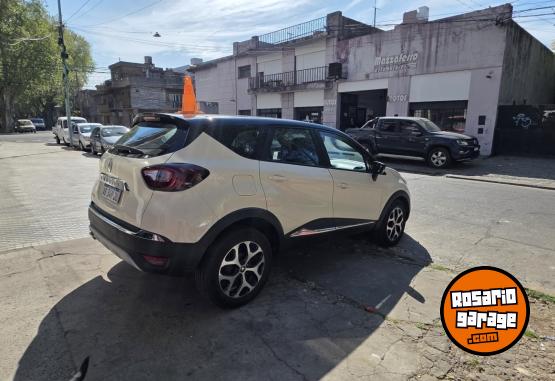Autos - Renault Captur 2017 Nafta 80000Km - En Venta