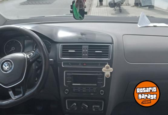 Autos - Volkswagen Suran Highline 2015 GNC 161000Km - En Venta
