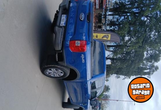Camionetas - Ford Xls v6 4x4 2024 Diesel 18000Km - En Venta