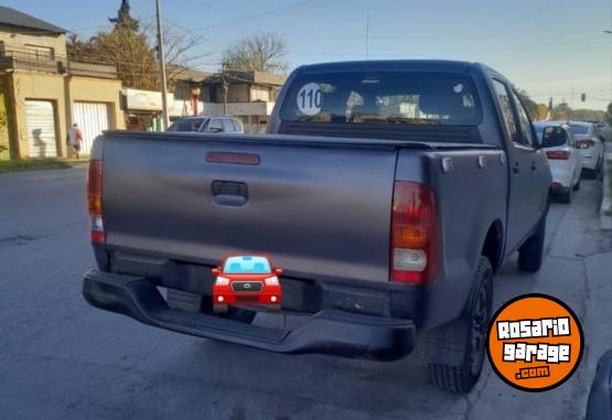 Camionetas - Toyota Hilux 2005 Diesel 282000Km - En Venta