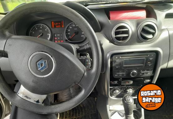 Autos - Renault Duster - Dakar spirit 2015 Nafta 220000Km - En Venta