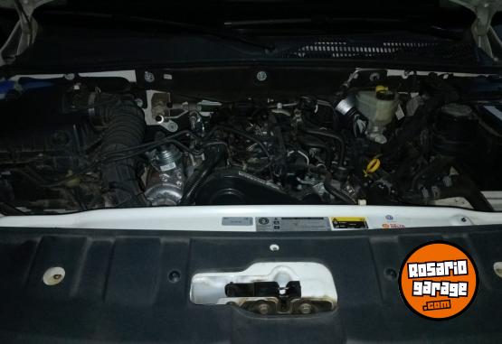 Camionetas - Volkswagen VW AMAROK DC TDI 140CV 2019 Diesel 175000Km - En Venta
