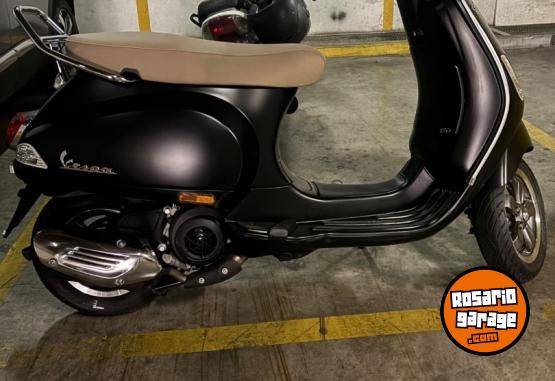 Motos - Vespa Vxl 150 2025 Nafta 3200Km - En Venta