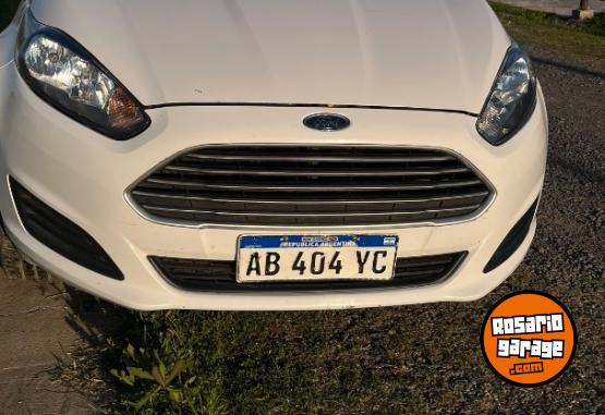 Autos - Ford Fiesta 2017 Nafta 98000Km - En Venta