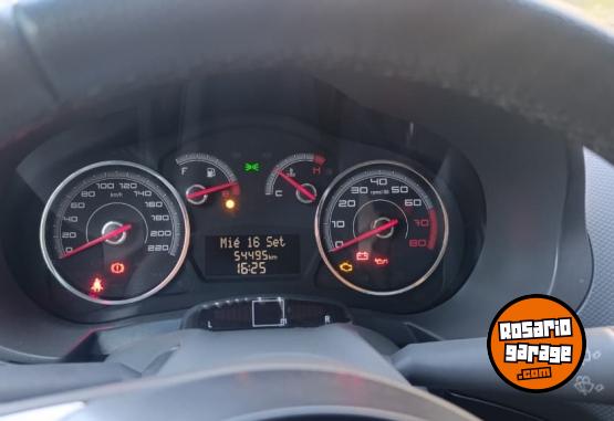 Autos - Fiat PALIO ATTRACTIVE 2016 Nafta 55000Km - En Venta