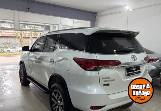 Camionetas - Toyota Sw4 2017 Diesel 126000Km - En Venta