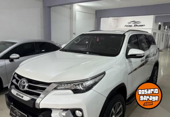 Camionetas - Toyota Sw4 2017 Diesel 126000Km - En Venta