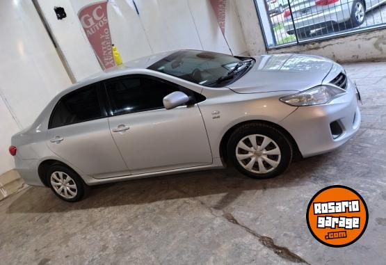 Autos - Toyota Xli 2013 GNC 250000Km - En Venta