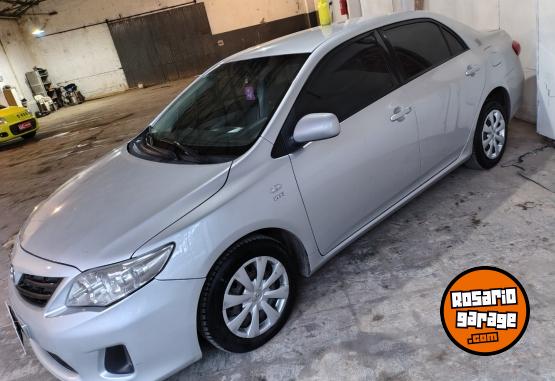 Autos - Toyota Xli 2013 GNC 250000Km - En Venta