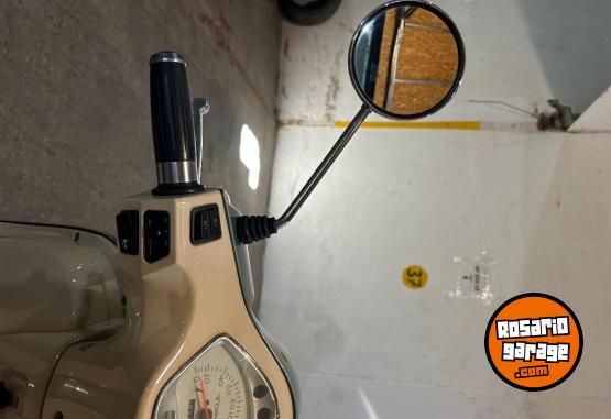 Motos - Corven Expert 150 2024 Nafta 8200Km - En Venta