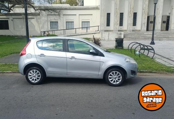 Autos - Fiat Palio Atractive 2015 Nafta 96000Km - En Venta