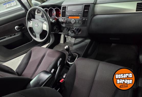 Autos - Nissan Tiida 2014 Nafta 148000Km - En Venta
