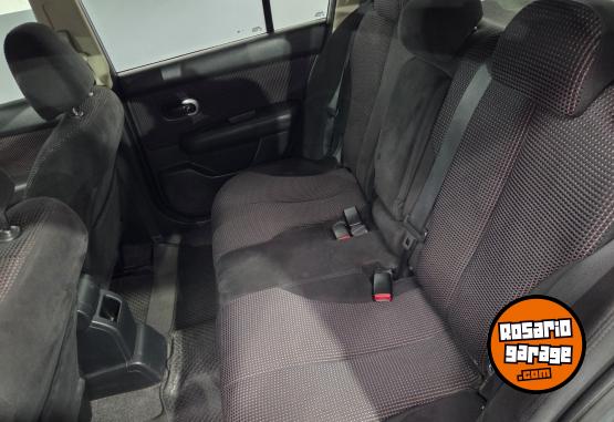 Autos - Nissan Tiida 2014 Nafta 148000Km - En Venta