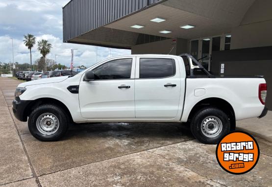 Camionetas - Ford RANGER 2.2 4x4 XL CB 2021 Diesel 135000Km - En Venta