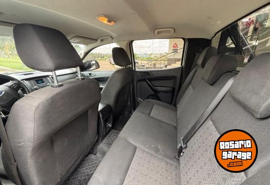 Camionetas - Ford RANGER 2.2 4x4 XL CB 2021 Diesel 135000Km - En Venta