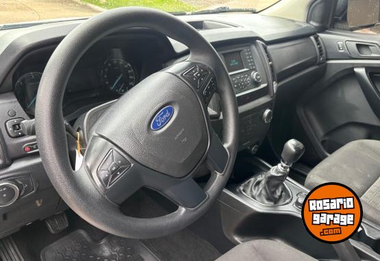 Camionetas - Ford RANGER 2.2 4x4 XL CB 2021 Diesel 135000Km - En Venta