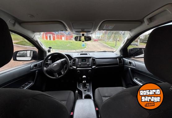 Camionetas - Ford RANGER 2.2 4x4 XL CB 2021 Diesel 135000Km - En Venta