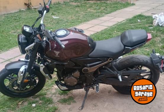 Motos - Voge AC300 2022 Nafta 16580Km - En Venta