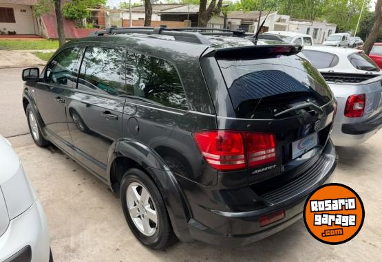 Camionetas - Dodge JOURNEY SXT 2.4 2011 Nafta 198000Km - En Venta