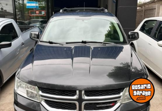 Camionetas - Dodge JOURNEY SXT 2.4 2011 Nafta 198000Km - En Venta